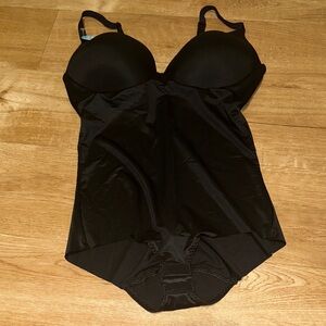 NWT ASSETS BY SPANX Flawless Finish Shaping Micro Low Back Cupped Bodysuit sz S